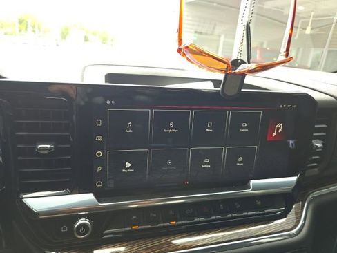 Used 2024 GMC Sierra 1500 Elevation w/ Elevation Premium Package image 11