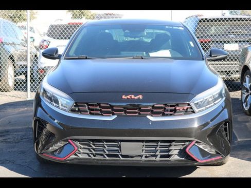 Used 2023 Kia Forte GT image 3