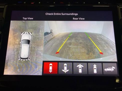 Used 2022 Jeep Grand Cherokee Limited 4xe w/ Luxury Tech Group II AWD/4WD image 57