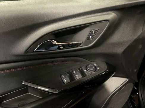 New 2026 Chevrolet Trax RS w/ Sunroof Package FWD image 23