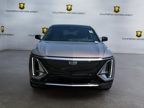 Used 2024 Cadillac Lyriq Luxury w/ LPO, Floor Liner Package RWD image 8