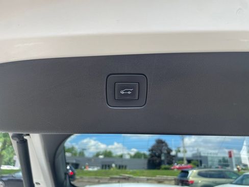 Used 2024 Buick Envista Preferred w/ Convenience I Package FWD image 20