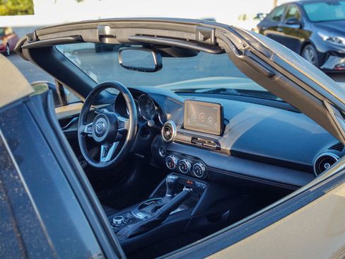 Used 2023 MAZDA MX-5 Miata Grand Touring w/ Weather Package image 14