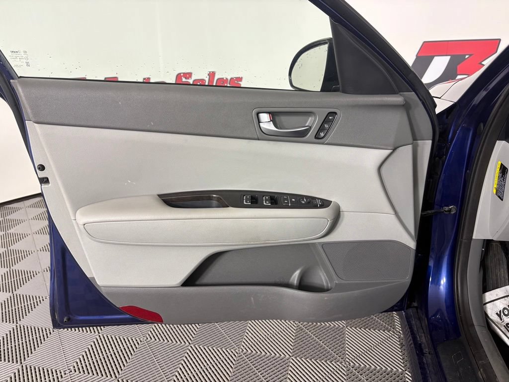 Used 2016 Kia Optima EX w/ Premium Package FWD image 12