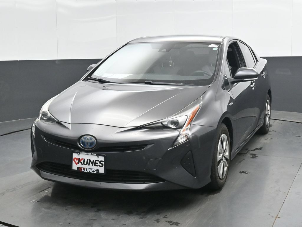 Used 2017 Toyota Prius Two FWD image 6