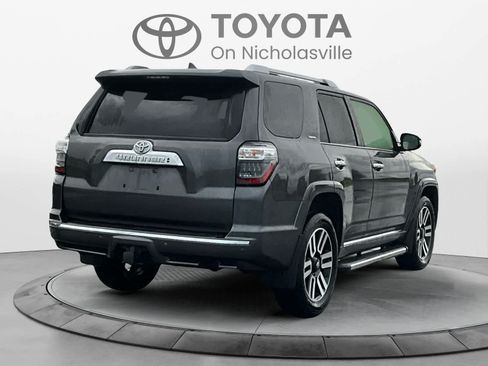 Used 2018 Toyota 4Runner Limited AWD/4WD image 5