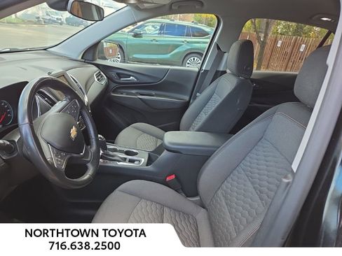 Used 2021 Chevrolet Equinox LT image 15