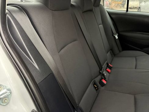 Used 2025 Toyota Corolla LE FWD image 21