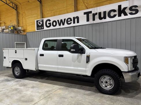 Used 2019 Ford F250 XL w/ Power Equipment Group image 3