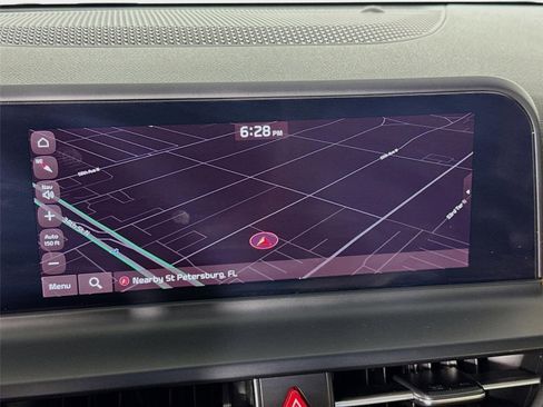 Used 2024 Kia Seltos SX AWD/4WD image 16