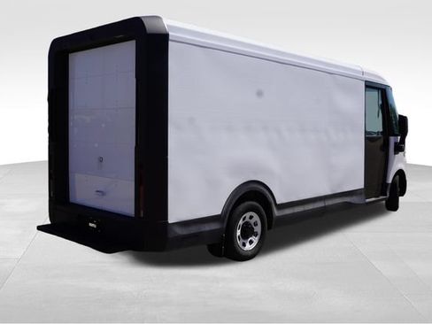 Used 2024 Chevrolet Brightdrop 600 w/ Battery Pack, Max Range AWD/4WD image 3