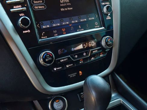 Used 2021 Nissan Murano S image 20