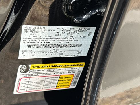 Used 2025 Ford Expedition Active AWD/4WD image 43