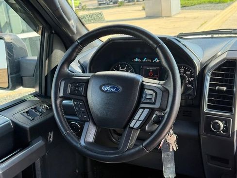 Used 2020 Ford F150 XLT w/ Equipment Group 302A Luxury AWD/4WD image 14