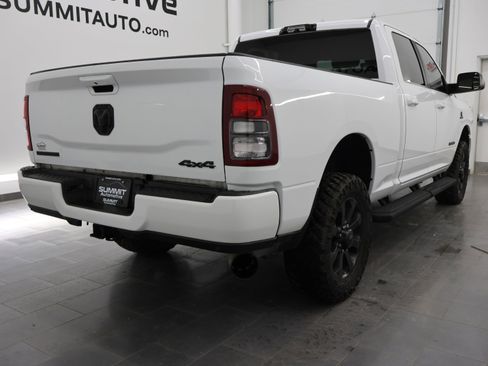 Used 2022 RAM 2500 Big Horn w/ Night Edition AWD/4WD image 4