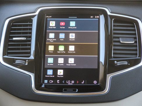 Used 2025 Volvo XC90 T8 Plus image 15