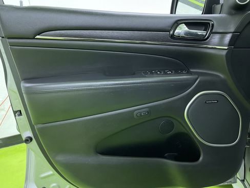 Used 2020 Jeep Grand Cherokee High Altitude image 17