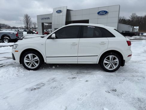 Used 2018 Audi Q3 2.0T Premium image 2
