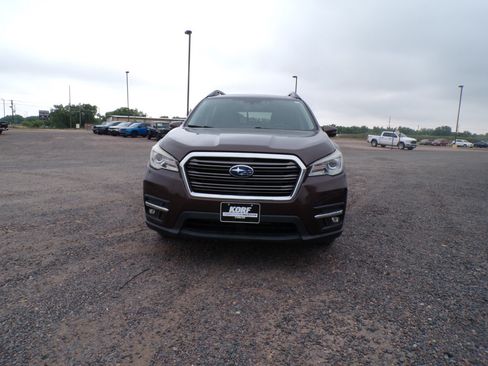Used 2020 Subaru Ascent Limited w/ Technology Package AWD/4WD image 2