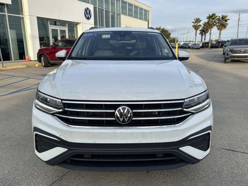 Used 2024 Volkswagen Tiguan S image 2