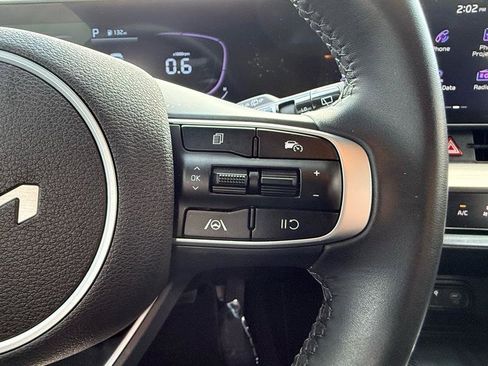 Used 2025 Kia Sportage EX FWD image 34