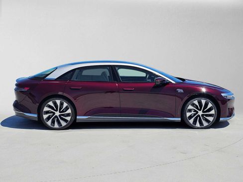 Used 2025 Lucid Air Touring AWD/4WD image 2