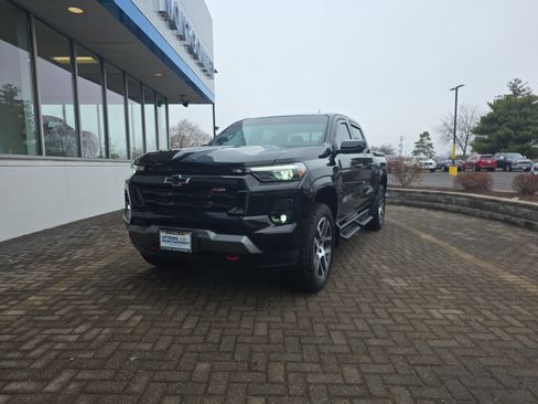 Used 2023 Chevrolet Colorado Z71 w/ Z71 Convenience Package 2 image 10