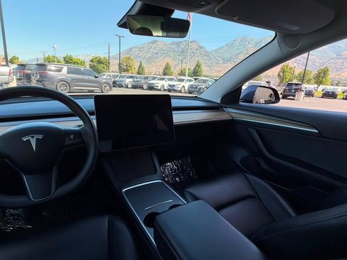 Used 2021 Tesla Model 3 Long Range AWD/4WD image 20