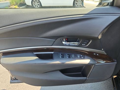 Used 2016 Acura RLX w/ Technology Package FWD image 17