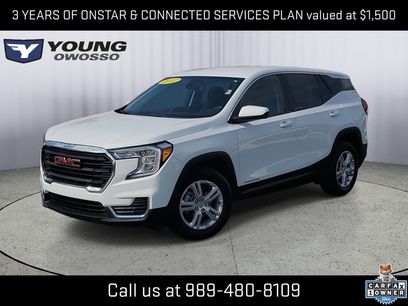 Used 2022 GMC Terrain SLE w/ LPO, Floor Liner Package