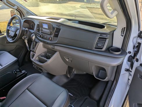 New 2024 Ford Transit 150 Low Roof image 29