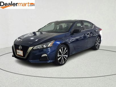Used 2021 Nissan Altima 2.5 SR w/ SR Premium Package