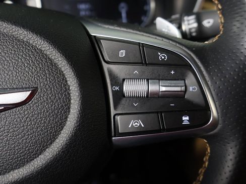 Used 2022 Genesis G70 2.0T w/ Prestige Package image 43