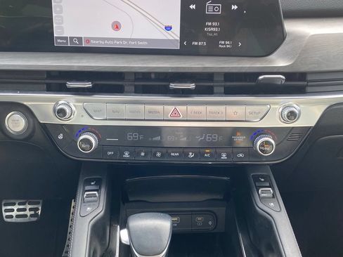 Certified 2023 Kia Telluride SX Prestige X-Pro AWD/4WD image 18