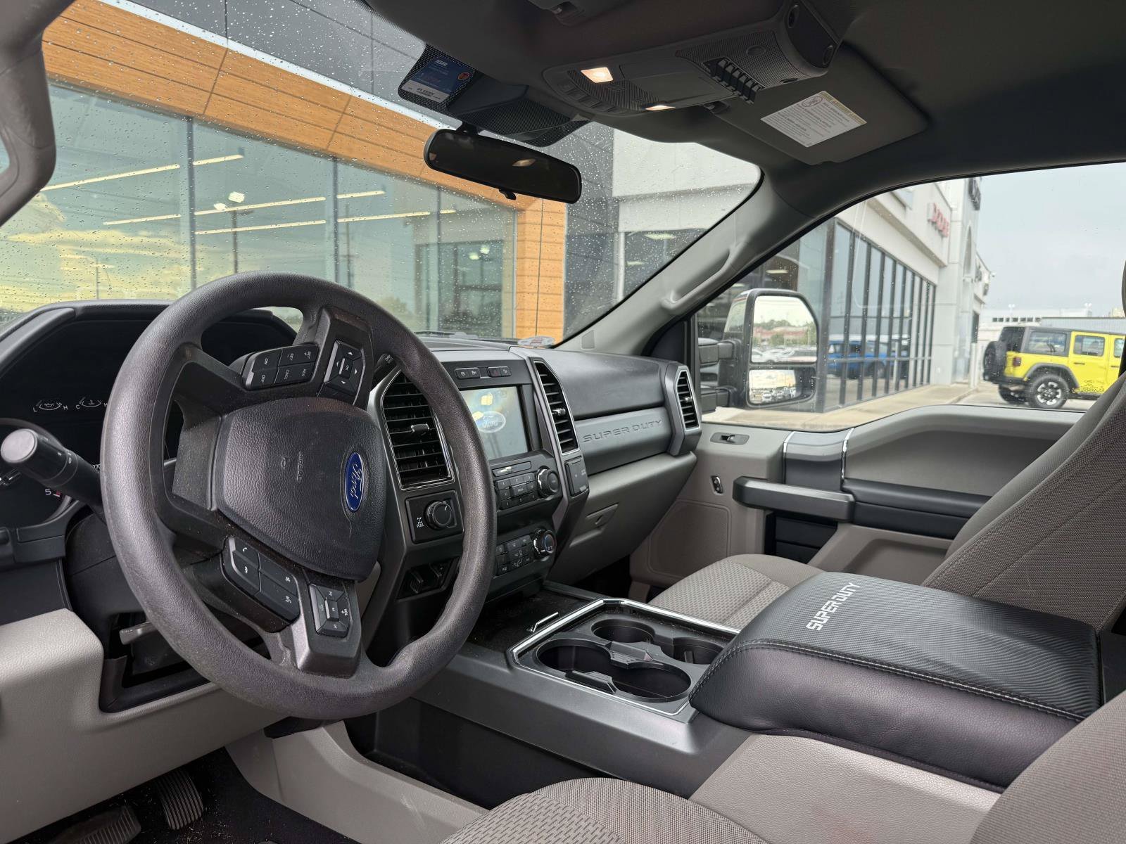 Used 2021 Ford F250 XLT w/ XLT Premium Package AWD/4WD image 9
