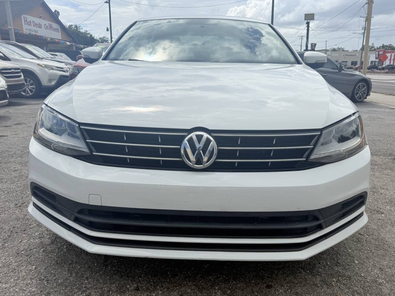 Used 2018 Volkswagen Jetta SE FWD image 5