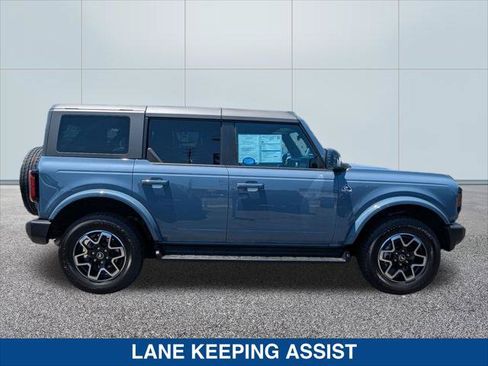Certified 2025 Ford Bronco Outer Banks AWD/4WD image 6