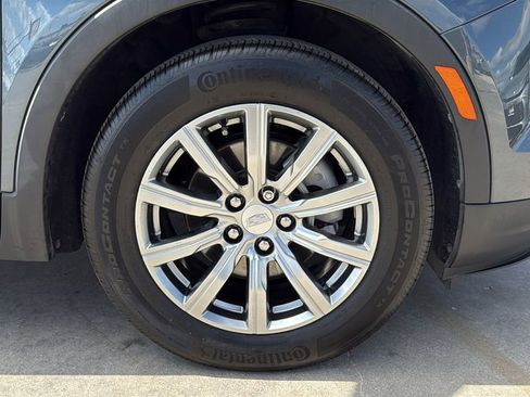 Used 2021 Cadillac XT4 Premium Luxury image 33