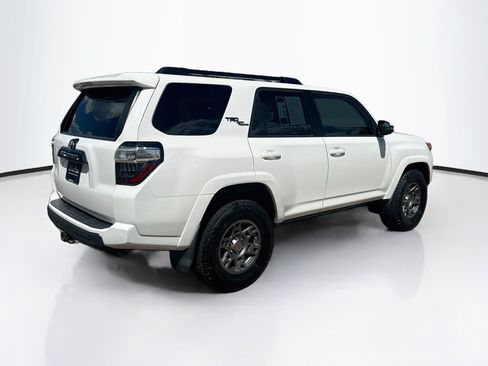 Used 2019 Toyota 4Runner TRD Off-Road Premium AWD/4WD image 9
