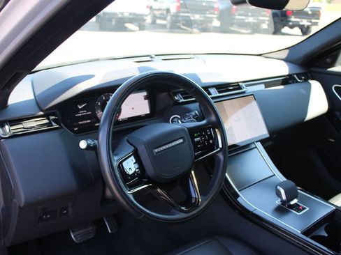 Used 2025 Land Rover Range Rover Velar Dynamic SE AWD/4WD image 22