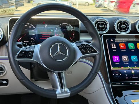 Used 2025 Mercedes-Benz C 300 Sedan image 41
