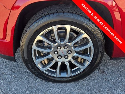 Used 2022 GMC Acadia Denali image 7