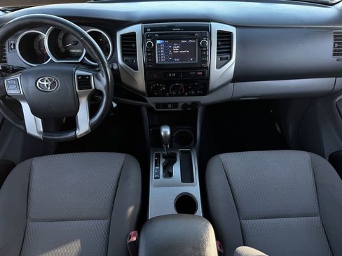 Used 2013 Toyota Tacoma PreRunner w/ SR5 Pkg image 11