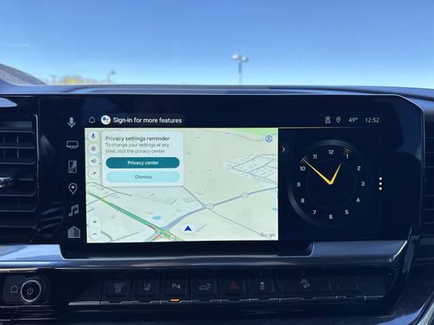 Used 2024 Chevrolet Silverado 2500 LTZ w/ LTZ Convenience Package image 18