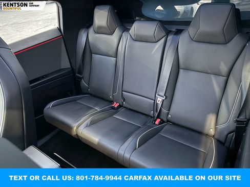 Used 2024 Tesla Cybertruck AWD Crew Cab image 32