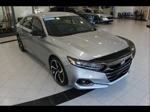 Certified 2022 Honda Accord Sport image 3
