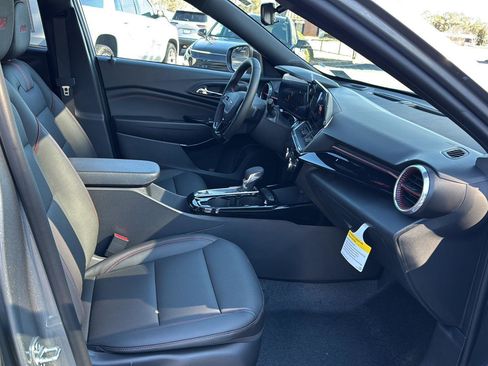New 2026 Chevrolet Trax RS w/ Driver Confidence Package image 10
