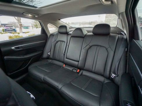 Used 2020 Hyundai Sonata Limited image 31