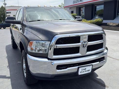 Used 2018 RAM 2500 Tradesman w/ Chrome Appearance Group AWD/4WD image 5