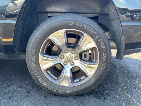 Used 2023 RAM 1500 Laramie AWD/4WD image 13